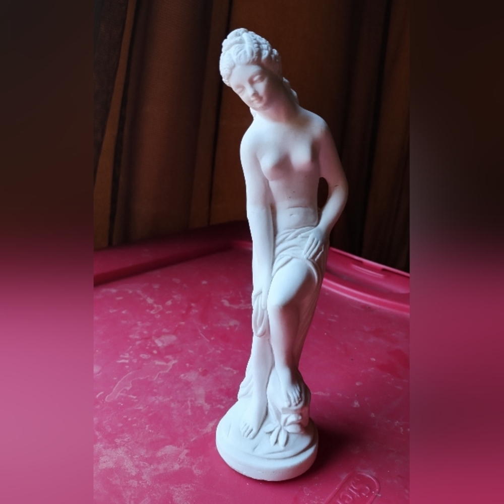 Vintage Sculpture of Venus The Bather